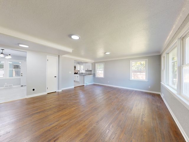 High-Quality-Flooring